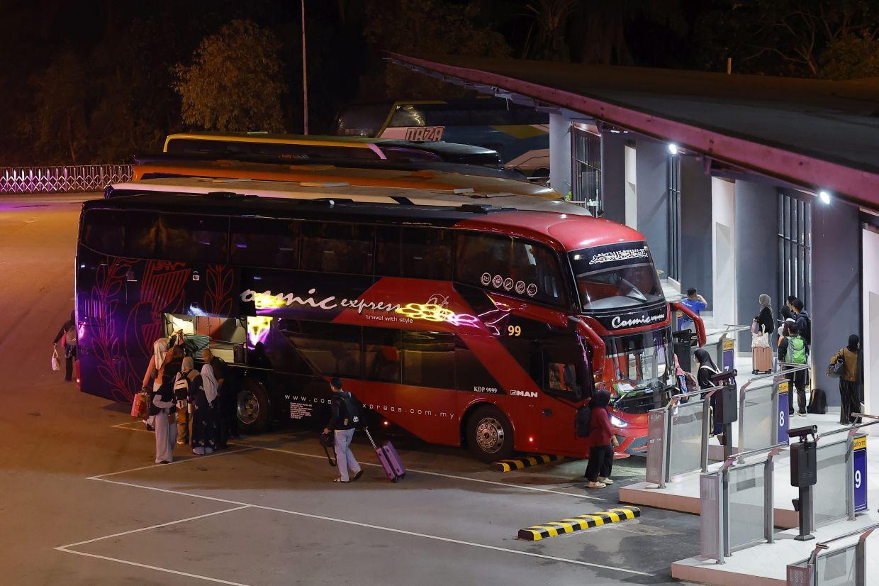 malaysia-intercity-vip-bus.jpg